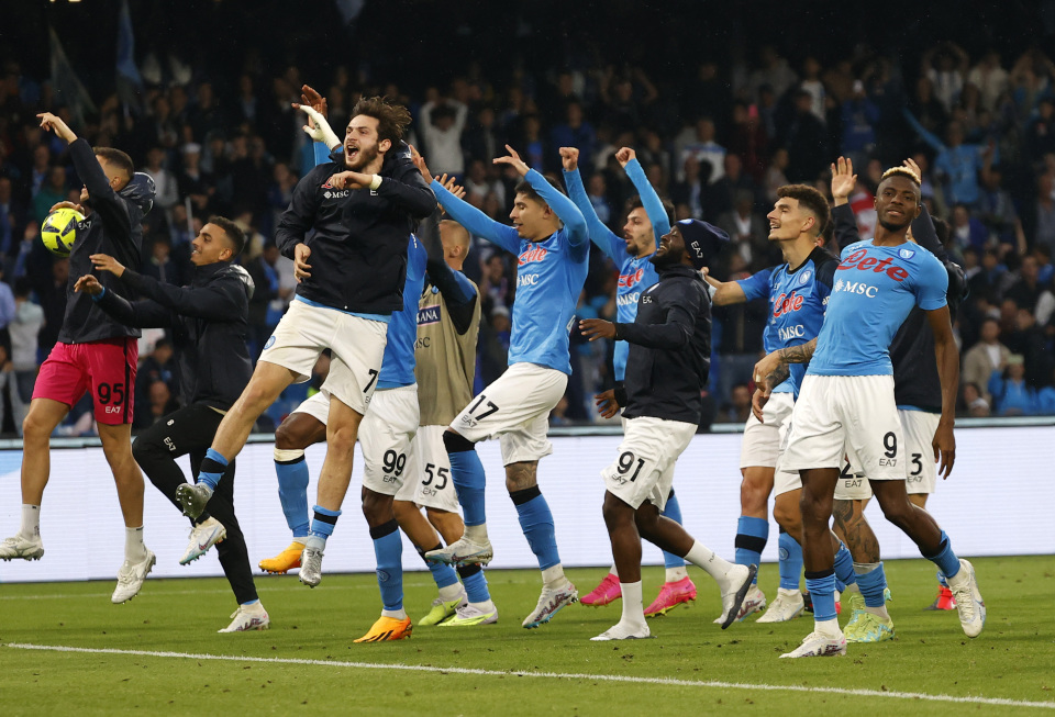 的中路表现 的中路表现